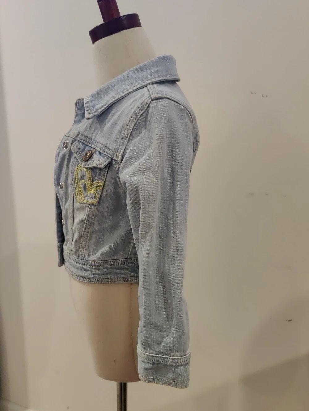 Children's Place Light Blue Girls Denim Jacket Embroidered Heart Accent Y2K Retr